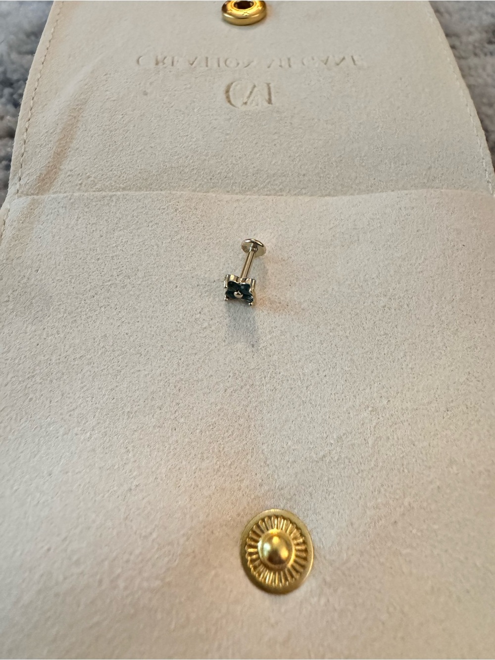 New- SINGLE Moss Agate Earring